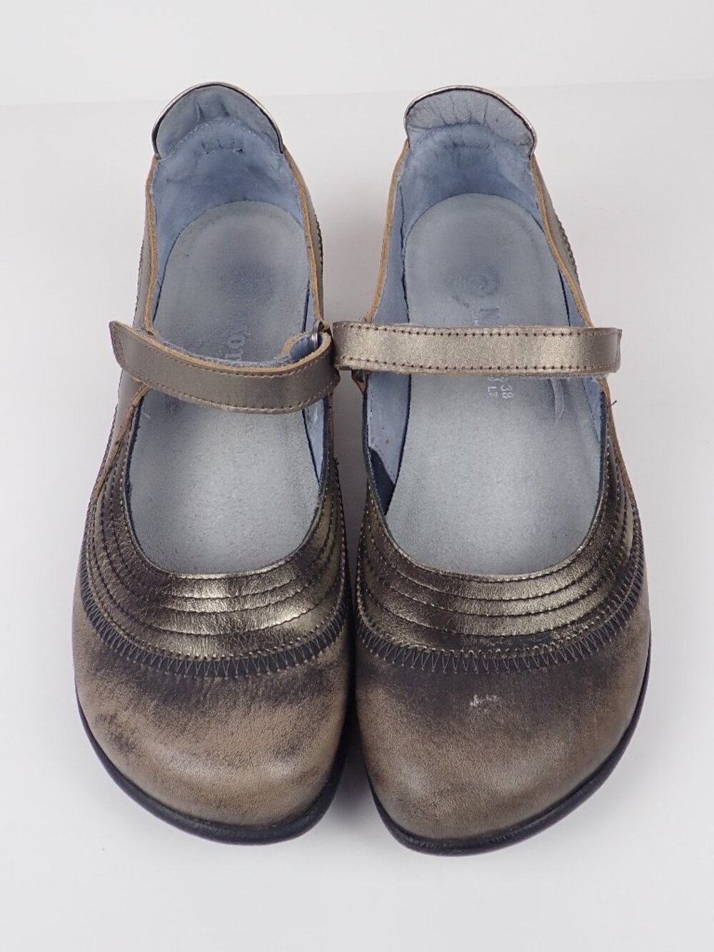 Naot Womens Sz 7/7.5 EU 38 Brown Gold Leather Kirei Mary Jane Shoes